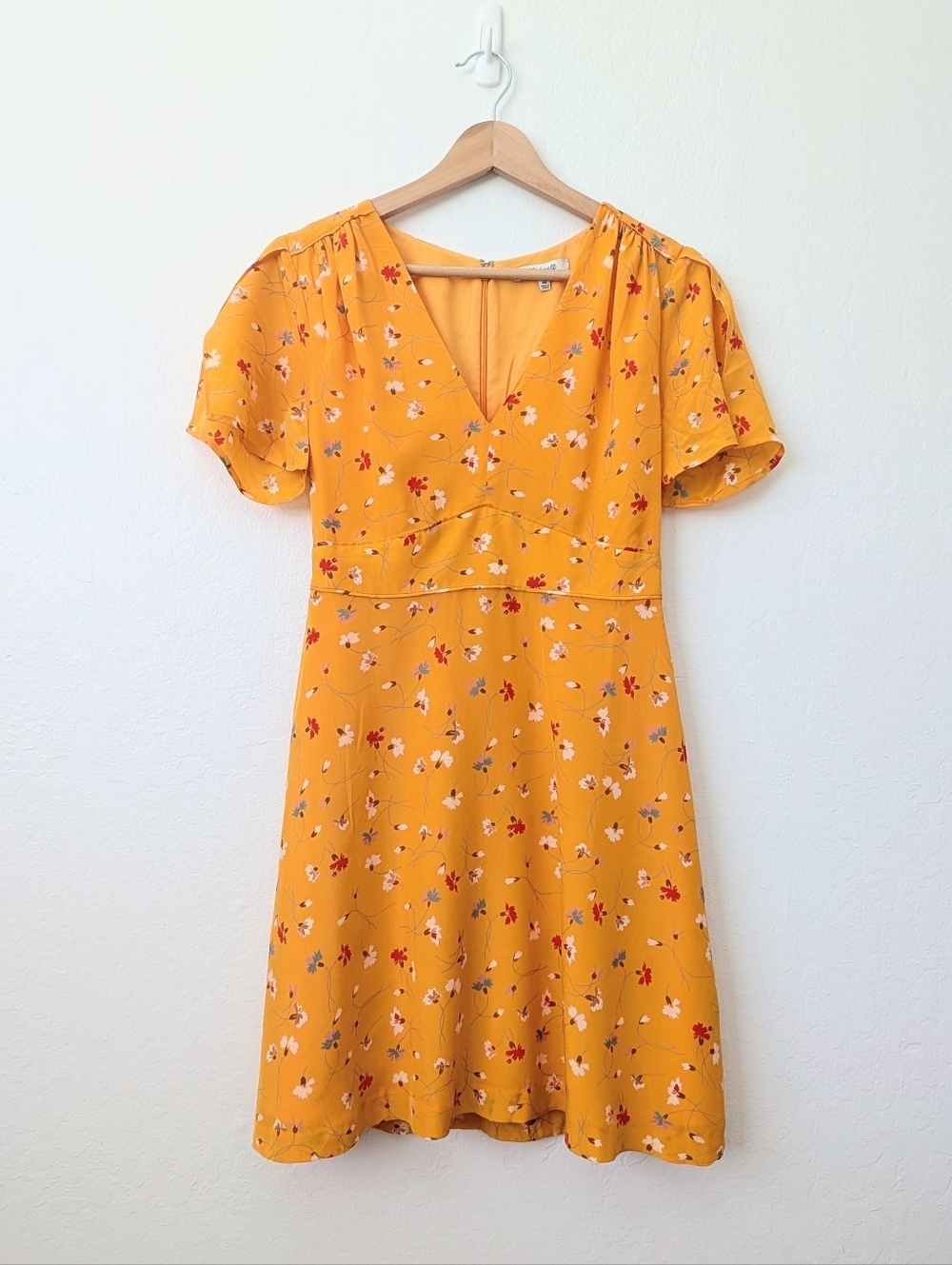 Madewell Citrus Yellow Silk Floral V-Neck Mini Dress with Flutter Sleeves Sz 00